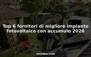 Un tecnico sta montando pannelli fotovoltaici sul tetto di una casa.